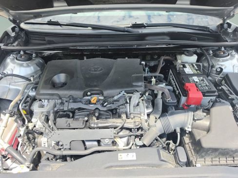 Used 2019 Toyota Camry LE FWD image 26
