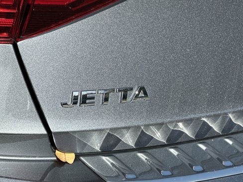 Used 2021 Volkswagen Jetta S w/ Driver Assistance Package image 23