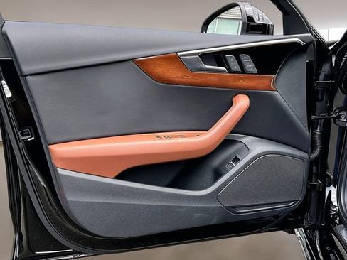 Used 2023 Audi A4 2.0T Premium w/ Convenience Package image 20