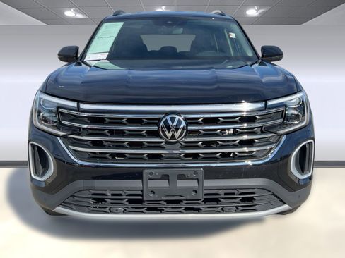Used 2024 Volkswagen Atlas SE image 6