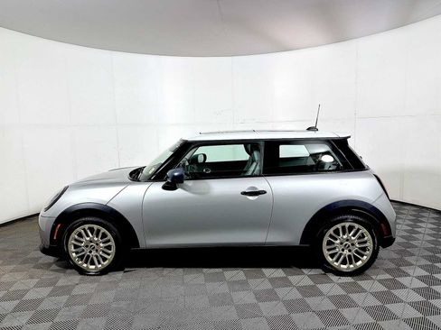 Used 2025 MINI Cooper S FWD image 4