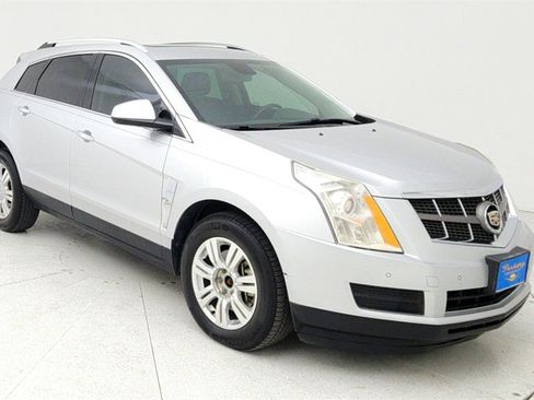 Used 2012 Cadillac SRX Luxury image 1