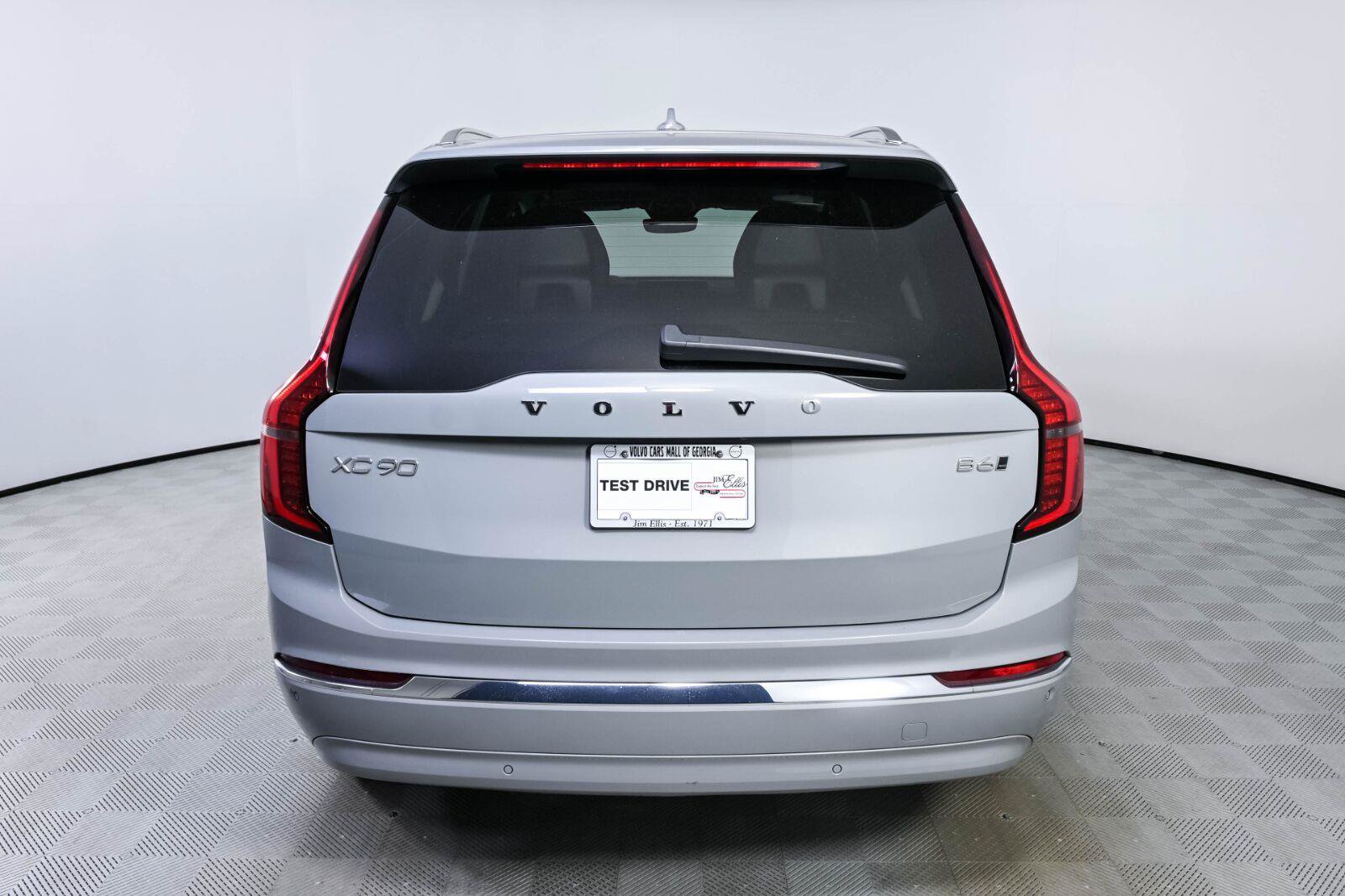 Certified 2026 Volvo XC90 B6 Plus AWD/4WD image 30