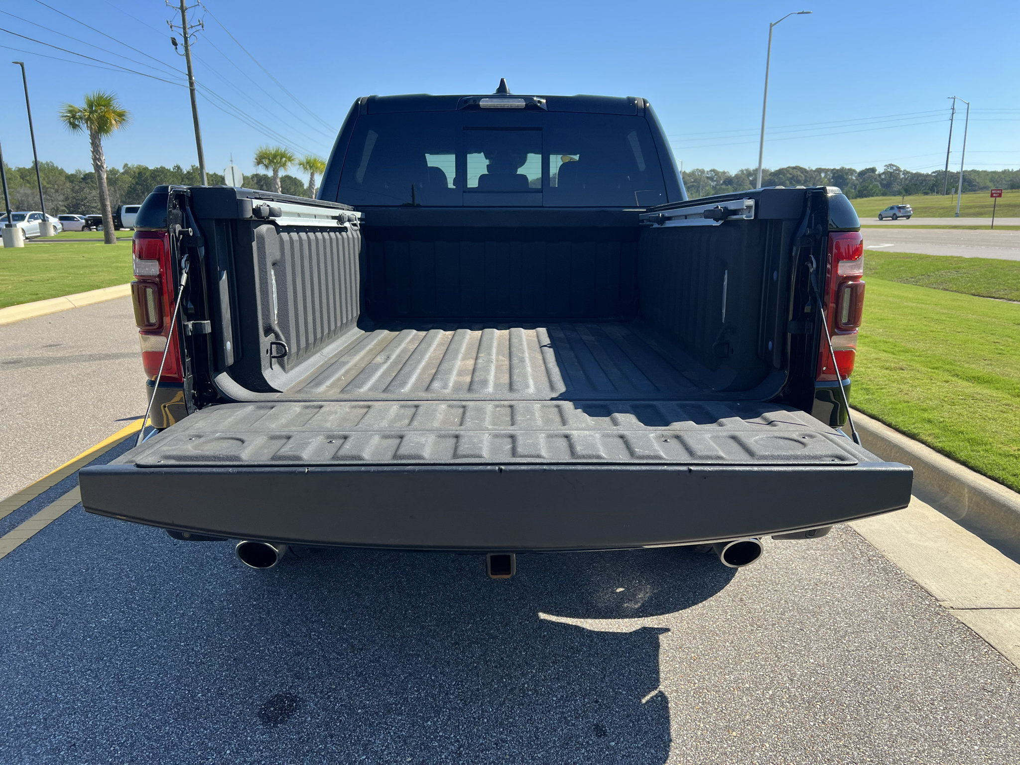 Certified 2023 RAM 1500 Limited AWD/4WD image 10