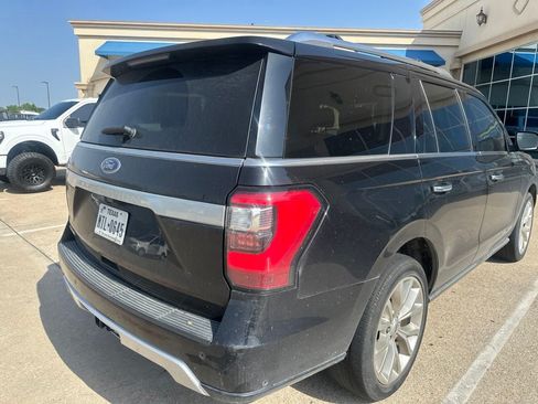 Used 2019 Ford Expedition Platinum RWD image 7