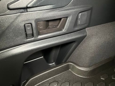 Used 2025 Subaru Outback Premium AWD/4WD image 59