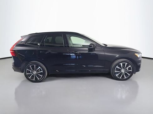 Certified 2024 Volvo XC60 B5 Plus AWD/4WD image 5