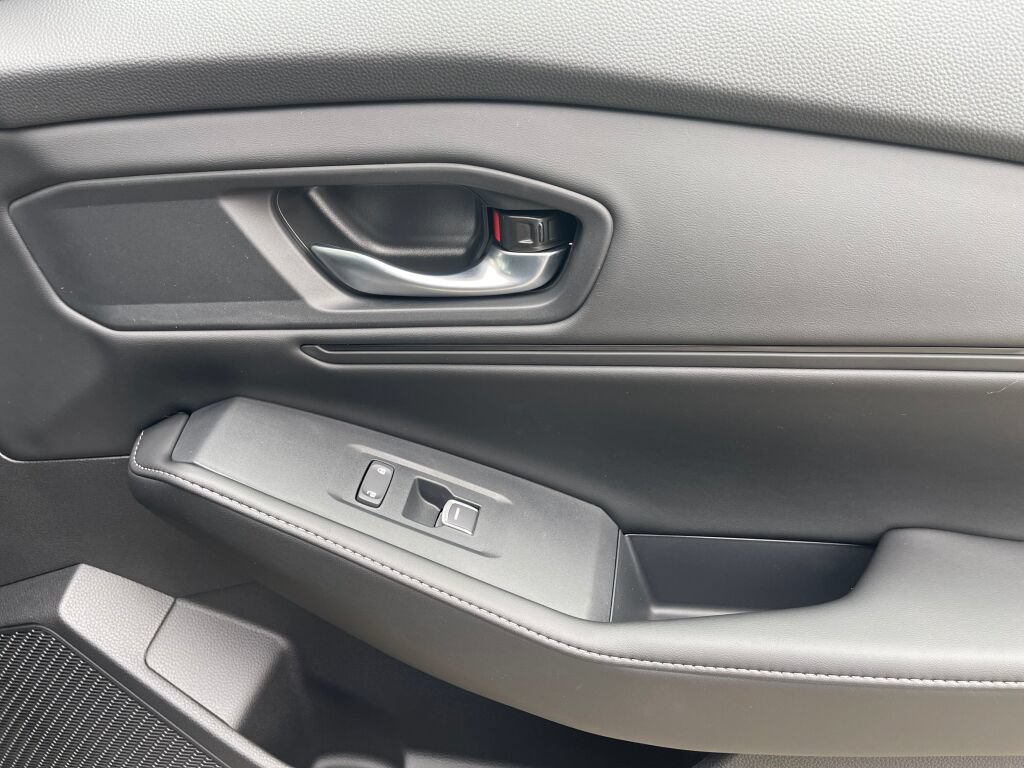 Used 2024 Honda Accord Sport image 15