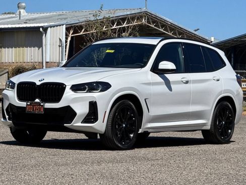Used 2024 BMW X3 xDrive30i w/ Premium Package AWD/4WD image 8