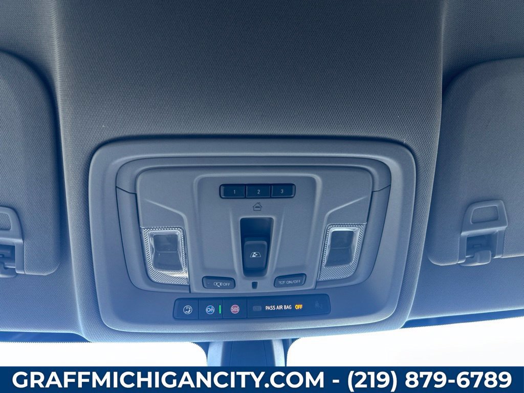 Used 2020 Chevrolet Silverado 1500 RST AWD/4WD image 29