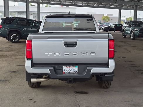 Used 2026 Toyota Tacoma SR5 RWD image 7