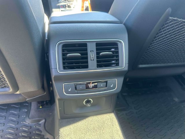 Used 2018 Audi Q5 Prestige AWD/4WD image 12