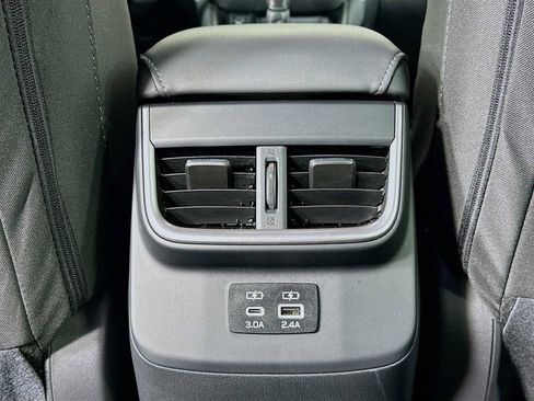 Certified 2025 Subaru Outback Premium w/ Popular Package #1A image 22