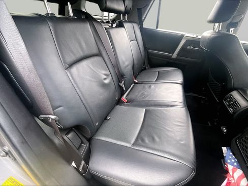 Used 2023 Toyota 4Runner Limited AWD/4WD image 21