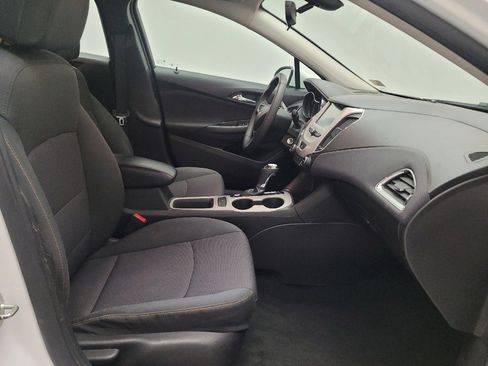 Used 2018 Chevrolet Cruze LS FWD image 21