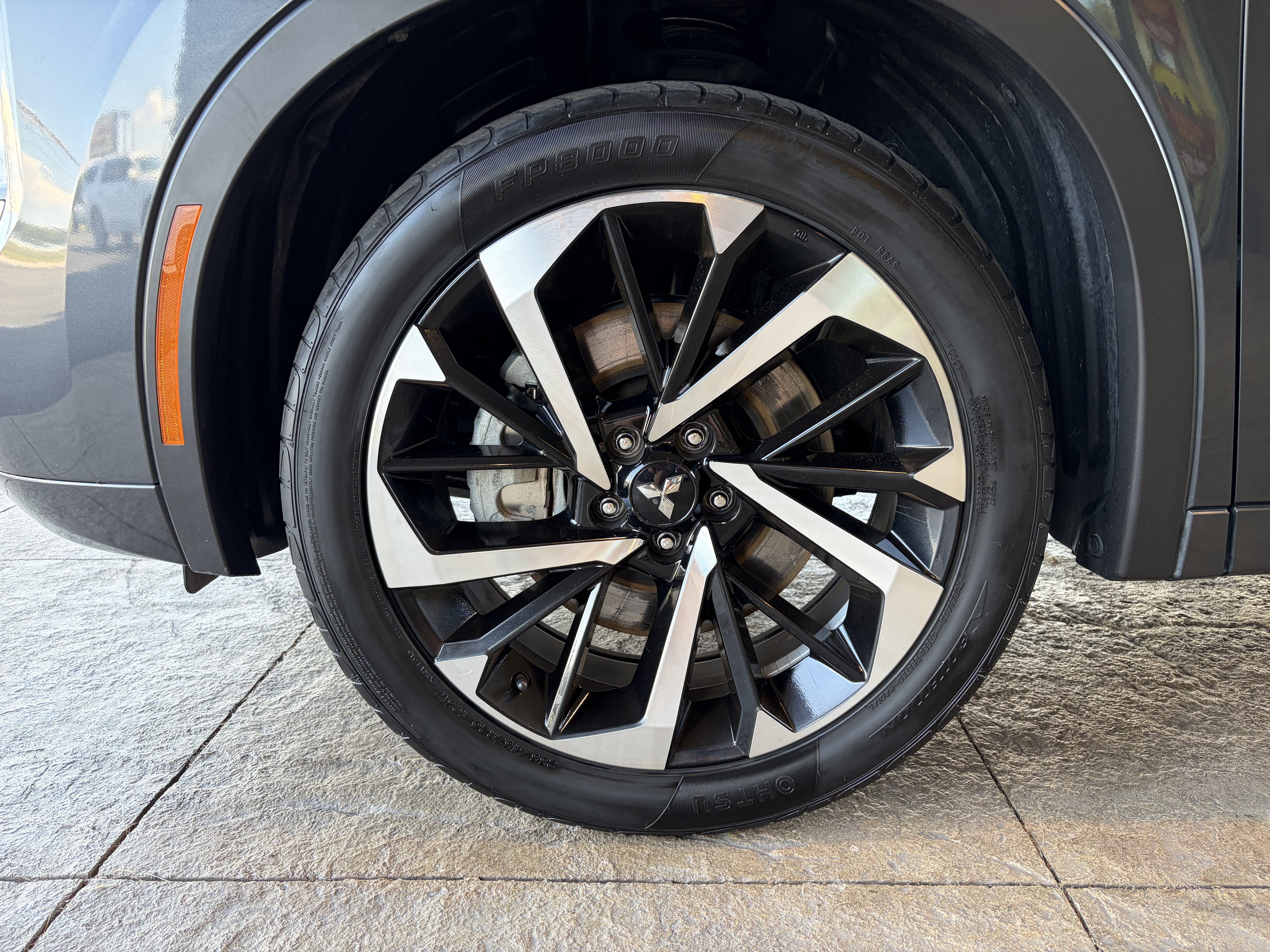 Used 2024 Mitsubishi Outlander SEL FWD image 10