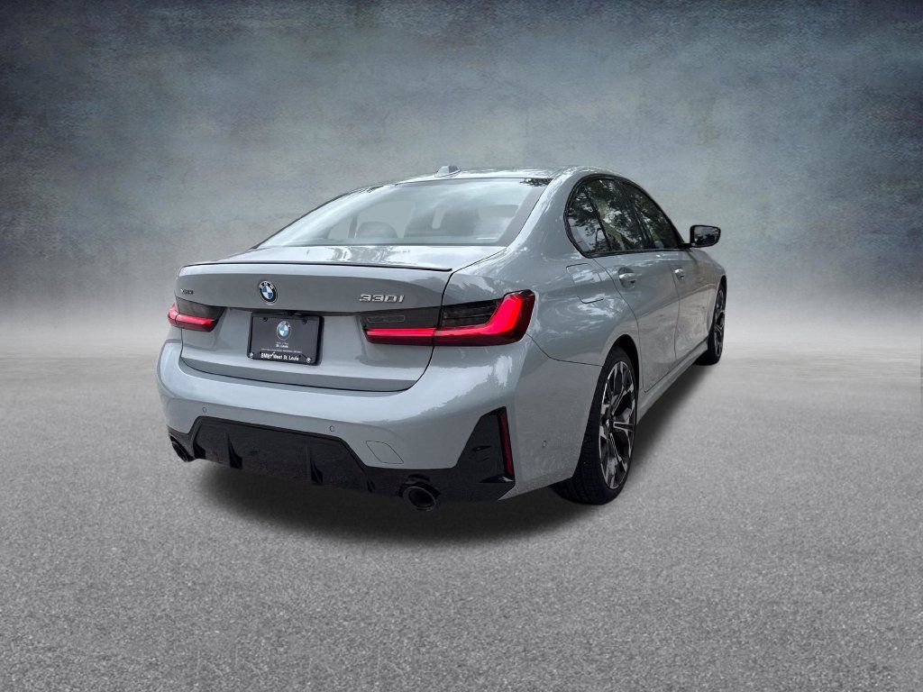 Used 2026 BMW 330i xDrive Sedan w/ M Sport Package AWD/4WD image 6