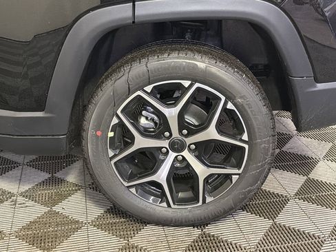 New 2026 Jeep Compass Limited image 5