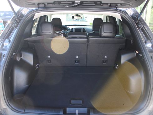 Used 2022 Jeep Cherokee Trailhawk image 38