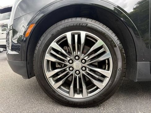 Used 2018 Cadillac XT5 Premium Luxury AWD/4WD image 14