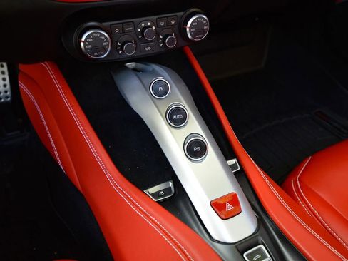 Used 2015 Ferrari California T RWD image 62