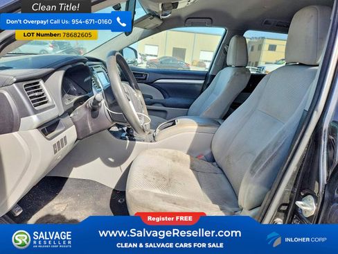 Used 2015 Toyota Highlander LE image 9