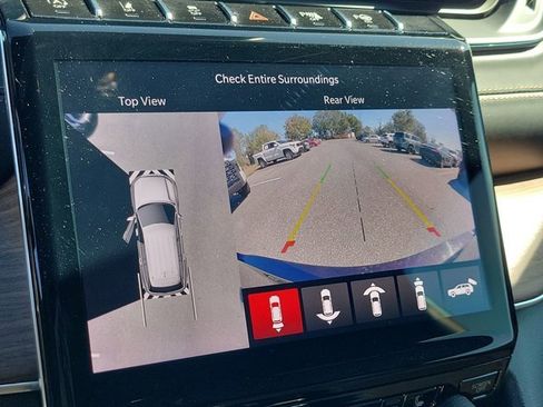 Used 2023 Jeep Grand Cherokee L Summit w/ Luxury Tech Group V image 27