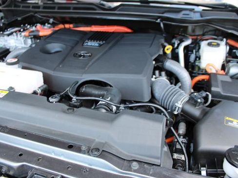 Used 2024 Toyota Tundra TRD Pro AWD/4WD image 27