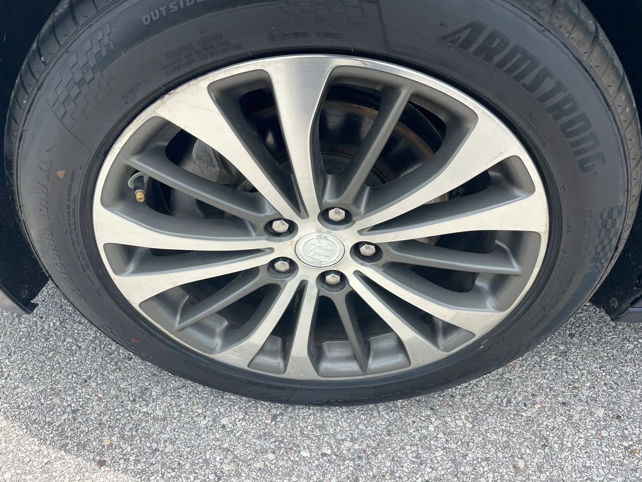 Used 2017 Buick LaCrosse Preferred FWD image 11
