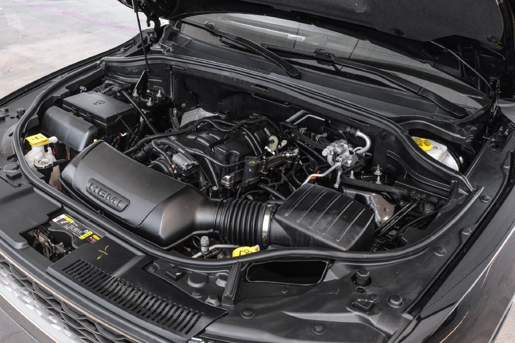 Used 2025 Dodge Durango R/T AWD/4WD image 56