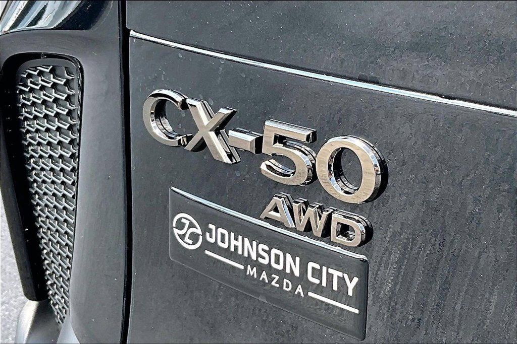 Used 2026 MAZDA CX-50 Meridian Edition w/ Weather Package AWD/4WD image 19