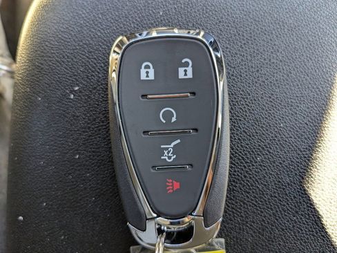 Used 2024 Chevrolet Equinox LT image 31