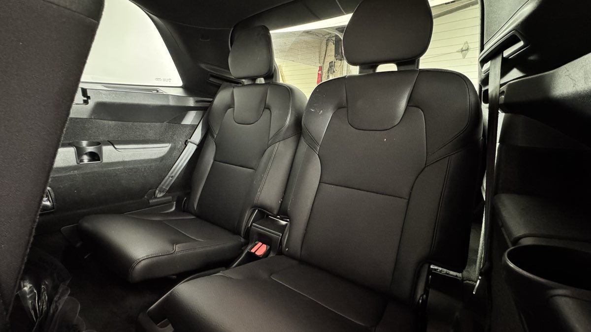 Used 2018 Volvo XC90 T6 Momentum w/ Convenience Package AWD/4WD image 38