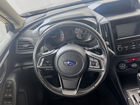 Used 2019 Subaru Crosstrek 2.0i Premium w/ Moonroof Package image 12