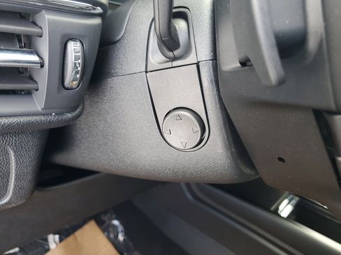 New 2026 Lincoln Corsair Premiere image 15