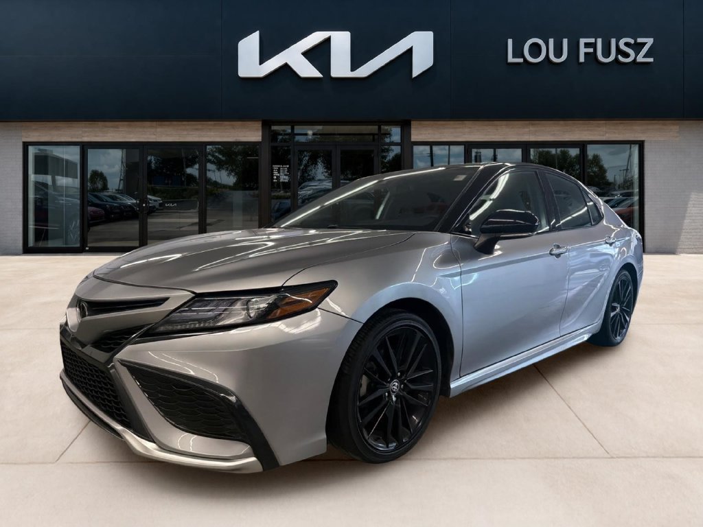 Used 2021 Toyota Camry XSE AWD/4WD image 1