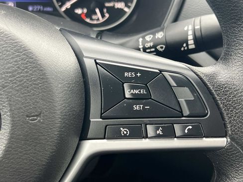 Used 2022 Nissan Altima 2.5 SV FWD image 10