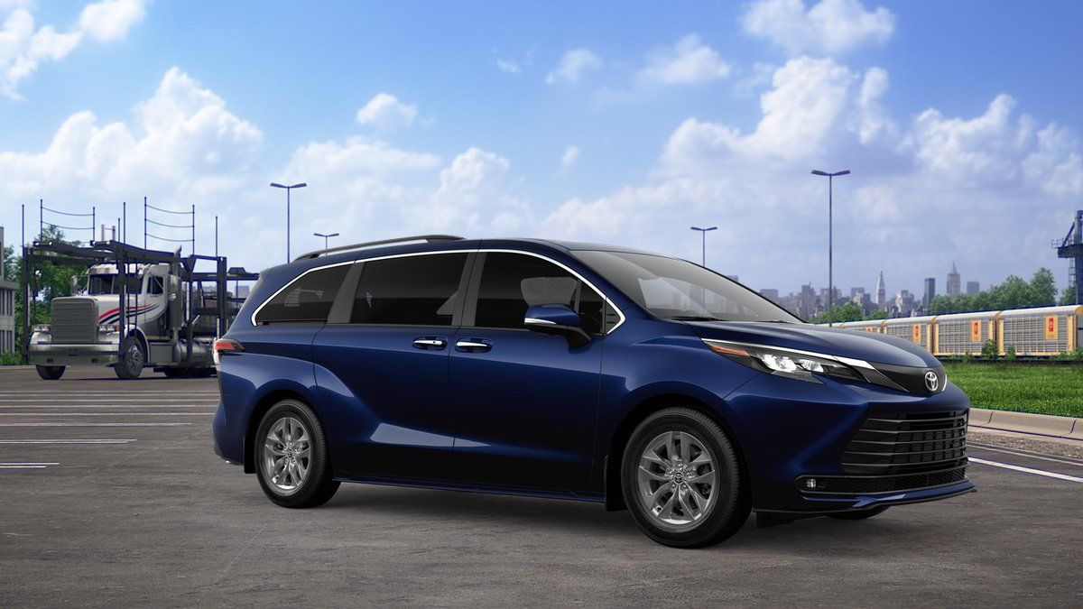 New 2026 Toyota Sienna XLE AWD/4WD image 14