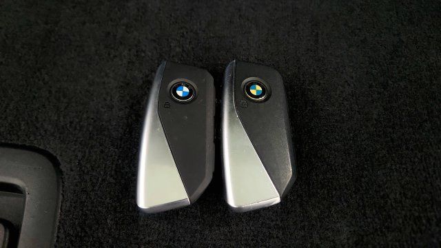 Used 2024 BMW iX xDrive50 w/ Premium Package AWD/4WD image 80