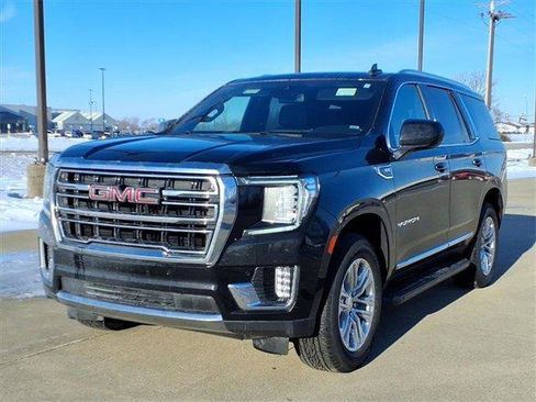 Used 2024 GMC Yukon SLT image 2