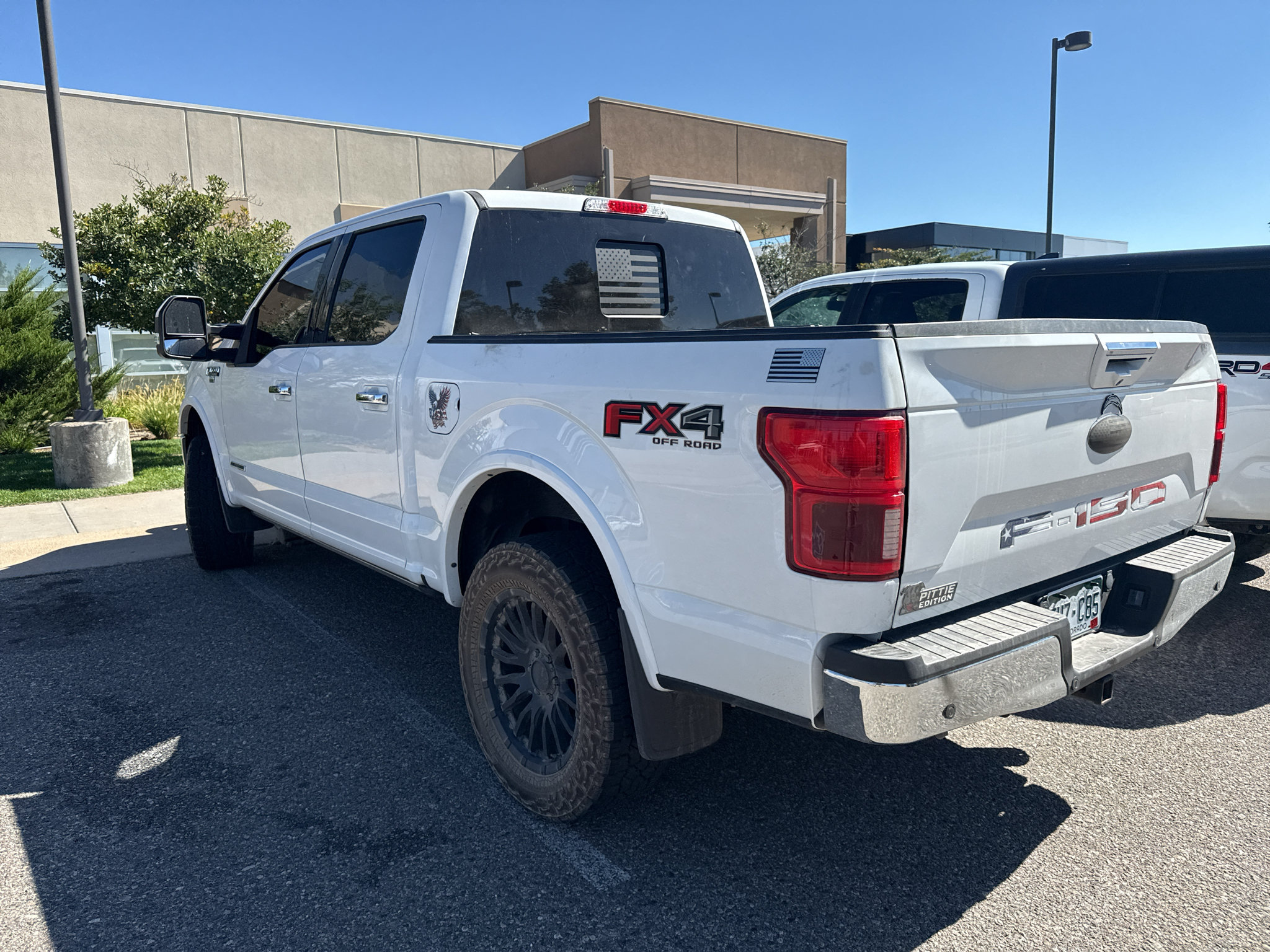 Used 2019 Ford F150 Lariat w/ Equipment Group 502A Luxury AWD/4WD image 2
