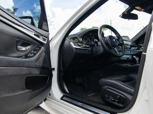 Used 2016 BMW 528i Sedan RWD image 16