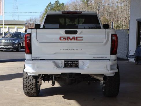 Used 2026 GMC Sierra 2500 Denali w/ Denali Reserve Package AWD/4WD image 4