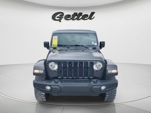Used 2021 Jeep Gladiator Sport AWD/4WD image 2