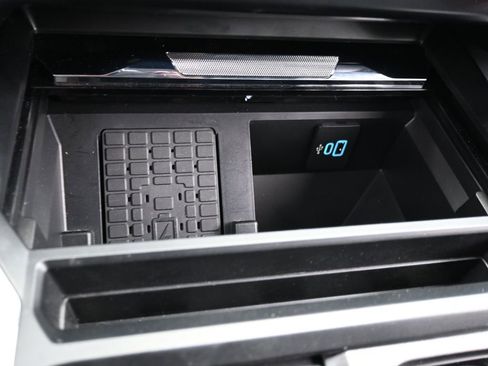 Used 2024 Ford F350 Lariat w/ Lariat Ultimate Package image 16