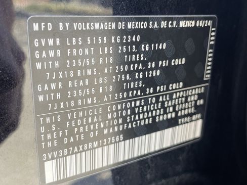 Used 2024 Volkswagen Tiguan Wolfsburg Edition image 29