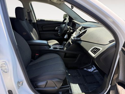 Used 2017 GMC Terrain SLE FWD image 19