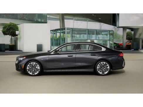 New 2026 BMW 540i xDrive image 4