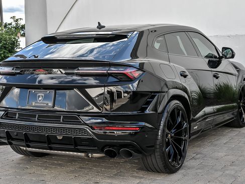 Used 2024 Lamborghini Urus S AWD/4WD image 43