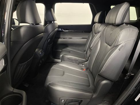 Certified 2024 Hyundai Palisade Calligraphy FWD image 13